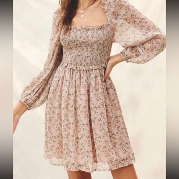 Two dresses - Picture 3 of 6